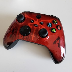 Custom Resident Evil 4 Las Plagas Themed Controller for Xbox image 4
