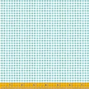 Könnte beinhalten: Ein helltürkis-weiß karierter Stoff mit einem sich wiederholenden kleinen Gingham-Muster. Ein gelbes Maßband ist am unteren Rand angebracht und zeigt eine Skala von 18 cm, um die Größe des Musters deutlich zu veranschaulichen.