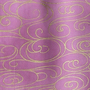 Lila Swirl Stoff mit Gold Metallic - Opal Baumwolle, Meterware, Halbe Meter