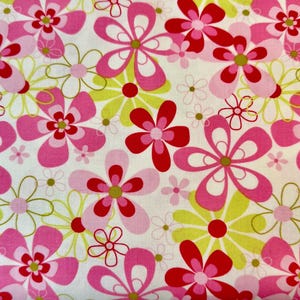 Modern Daisy Floral Cotton Fabric  - DIY Fabric by the HALF YARD ,Continuous Cuts, Home Decor ,Quilting , sewing, crafting supplies
