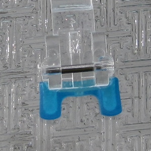 Janome pressarfot, knappfot, 5 mm, 200131100, Ny