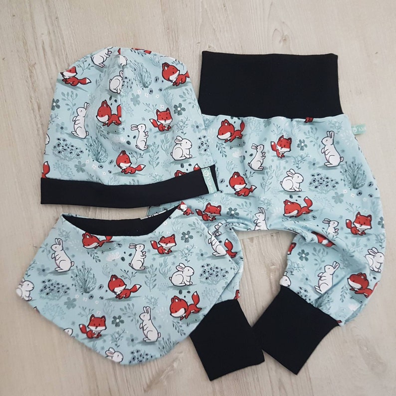 Baby Set Spring FUCHS and HASE Pumphose Co-wax Moose Beanie Hat /& Neckerchief Size 50-104