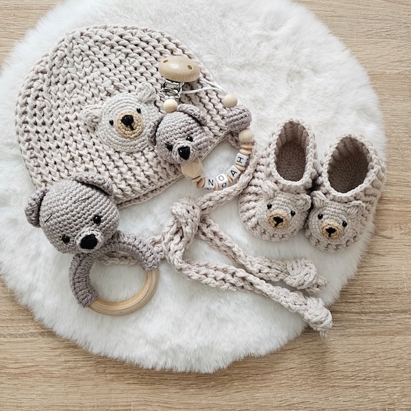 Babygeschenke|Babyhäkelschuh| Babymütze| Schnullerkette  Rassel mit der Motive Bär|Beige,neutral|