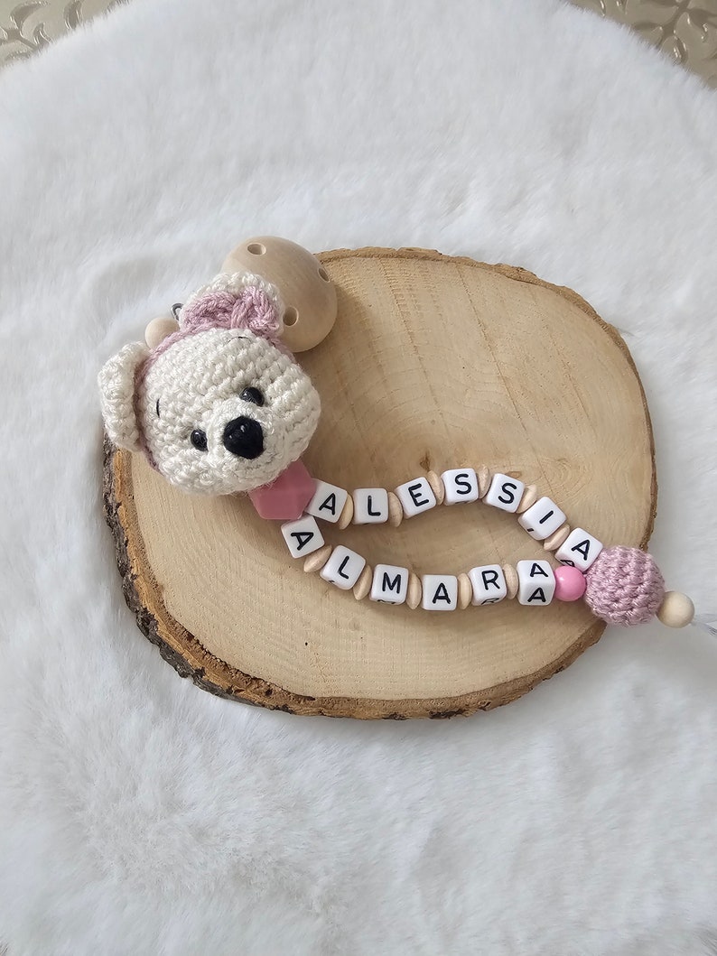 Geschenkset für Baby Mädchen: Schmusetier,Schnullerkette mit Namen,Rassel Bär, Häkelschuhe Schnkette Doppelname