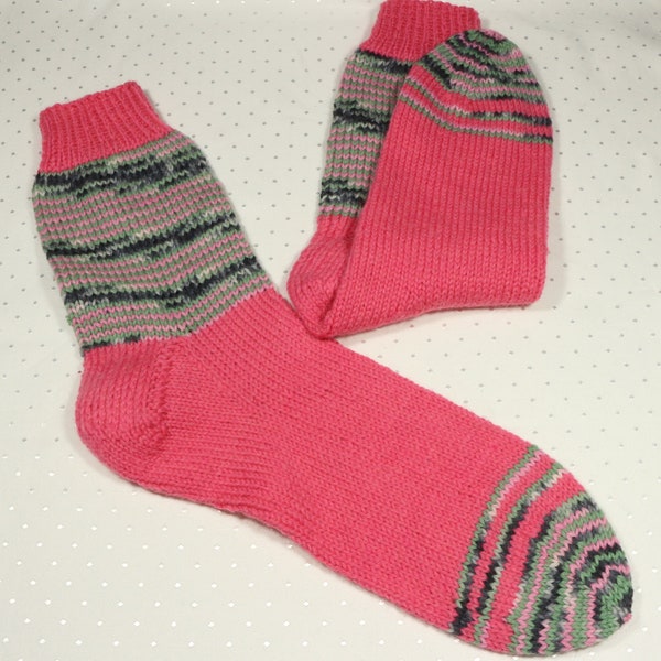 Dicke, farbenfrohe Socken in Gr. 42/43 (SO567)