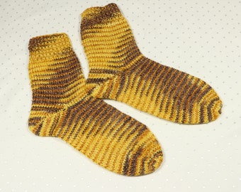 Chaussettes pour enfants tricotées à la main en laine teinte à la main. 28 (SOK236)