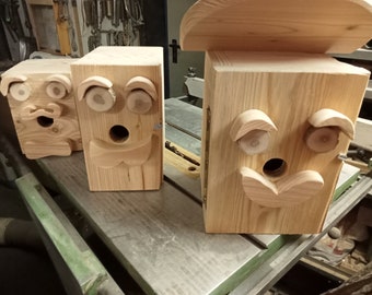 Birdhouse, nesting box made of larch.