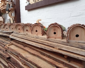 Birdhouse, nesting box made of larch.