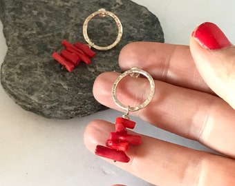Hammered Silver Coral earrings, Red Coral Earrings, Natural Red Sea Bamboo Coral Dangle Earrings, Minimalist Earrings, Silver Coral Earrings