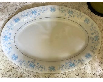 Plat de service ovale Helen en porcelaine de Chine vintage, bleu floral, porcelaine fine
