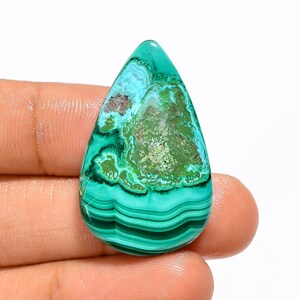 Malachit Cabochon, Teardrop Cabochon Natürlicher Malachit Edelstein - Schmuckherstellung Geliefert - Einseitig Flach Cabochon - Größe 34x25x5 mm