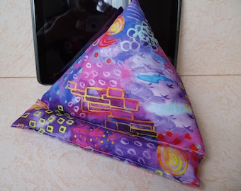 Tablet cushion, tablet support, tablet holder, tablet stand, tablet cushion in batik look