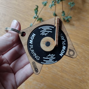 Mini record player fidget spinner keyring with Now Playing spinning record