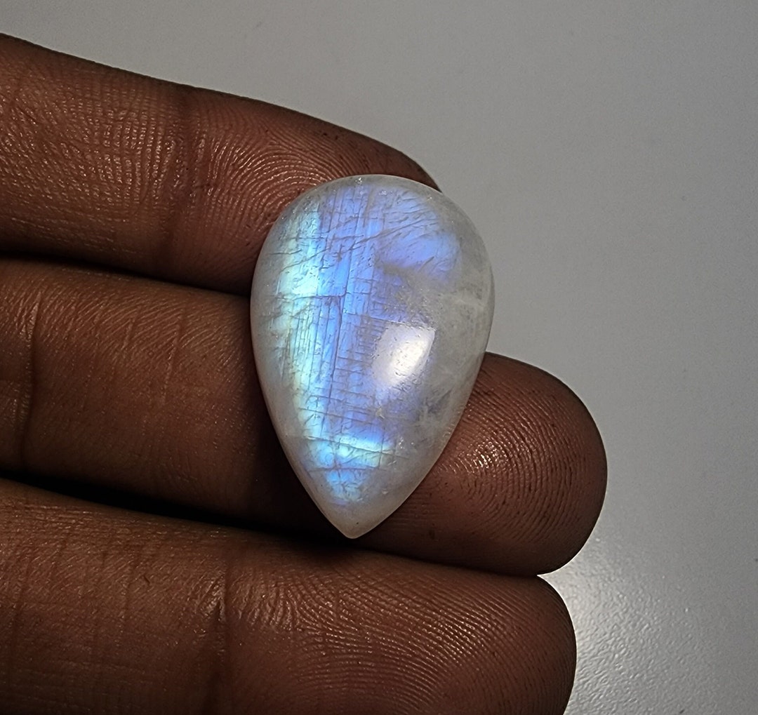 Natural Good Blue Fire Rainbow Moonstone Cabochon Moonstone Gemstone