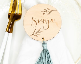 Platzkarten aus Holz Gastgeschenk zur Hochzeit Tischdeko Holzmagnet personalisiert