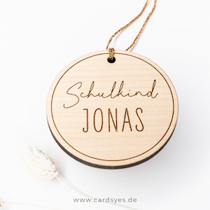 Pendentif cartable en bois, étiquette nominative d'écolier, cartable, pendentif en bois personnalisé