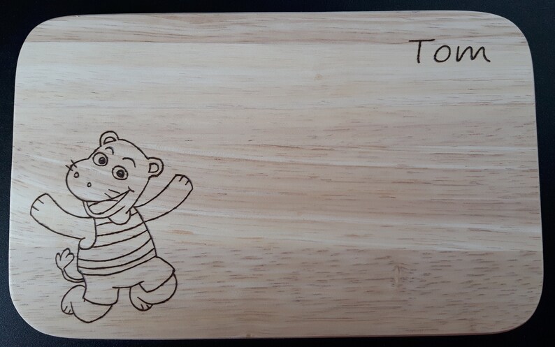 Breakfast board Hippo own engraving/name image 1