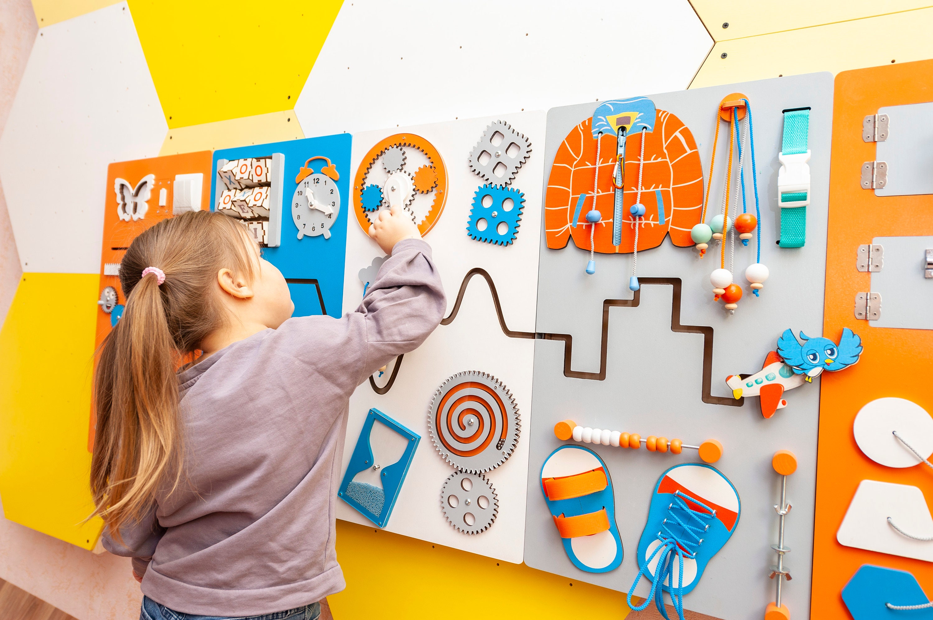 Indoor Playground Equipment Activity Wall Board Preschool Play