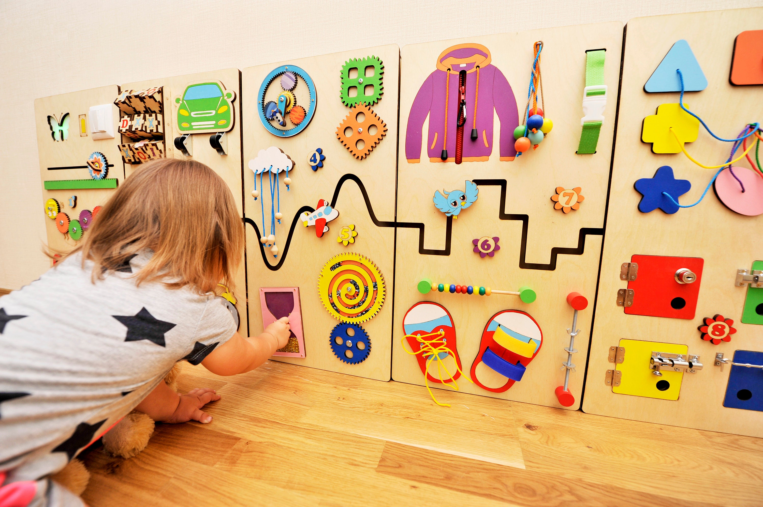 Safely Designed sensory wall toy For Fun And Learning 
