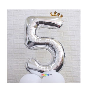 Hi Five Balloon Bouquet | 5th Birthday Party Boy Girl Decorations | HI FIVE Birthday Balloons | Fifth Birthday Balloon Bouquet