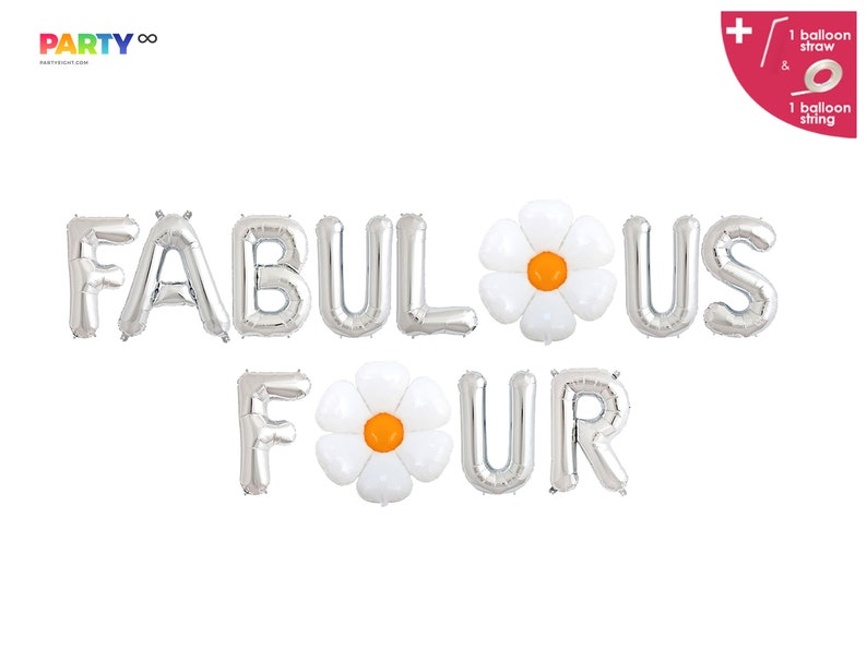 Op de afbeelding: Zilverkleurige folieballonnen met de tekst "FABULOUS FOUR" met twee witte madeliefvormige ballonnen met oranje centra. Inclusief een ballonzakje en touw. Feestdecoratie voor een vierde verjaardag.
