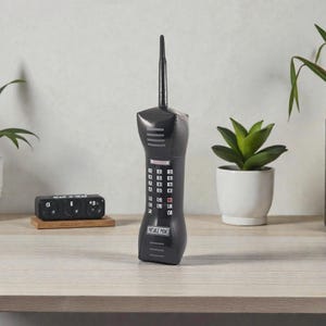 90s Brick Cell Phone Balloon: Retro Hip Hop Themed Party Decor