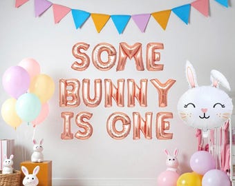 Banner de ramo de globos "Some Bunny Is One": Decoración de Pascua para el primer cumpleaños
