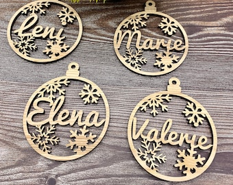 Personalisierte Weihnachtskugel aus Holz | Christbaumschmuck aus Holz | Christbaumkugel mit Namen | Weihnachtsdekoration | Weihnachtsdeko