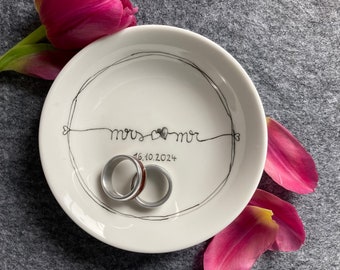 RingPlate RingBowl wedding plate "mrs mr" personalized