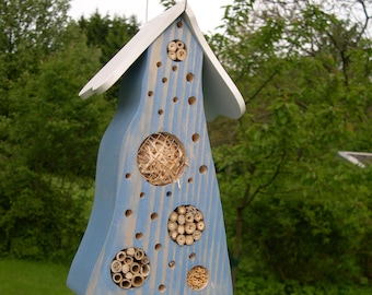 Insect hotel colored Frisian blue/white