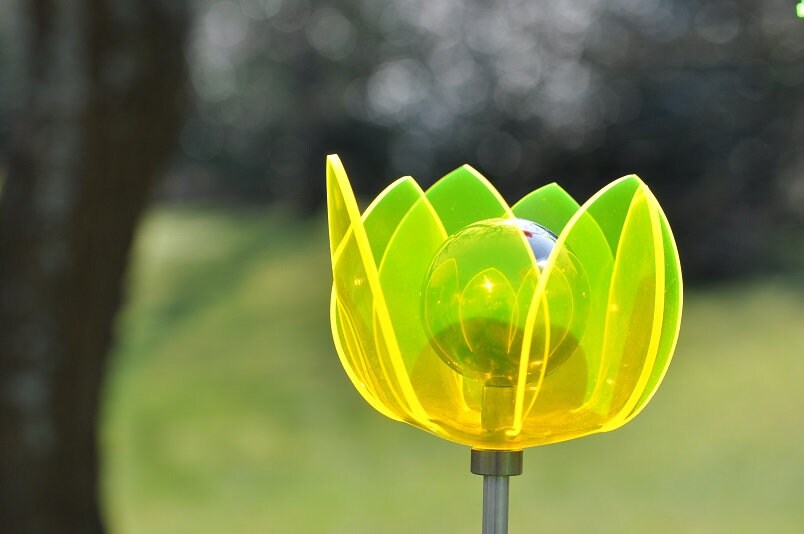 Gartenstecker Sonnenfänger Aus Edelstahl & Fluoreszierendem Acrylglas – Ca. 1,30 M Hoch, Leuchtet Bei Tageslicht, Für Garten & Terrasse