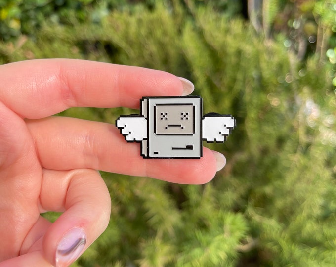 Dead Computer Enamel Pin