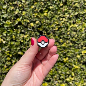 Pokeball Pin, 8 Bit image 1