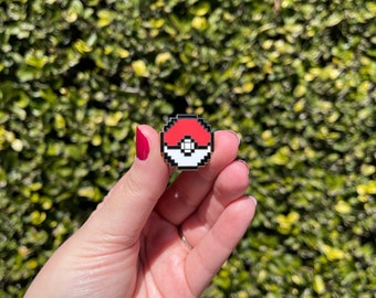 Pokeball Pin, 8 Bit