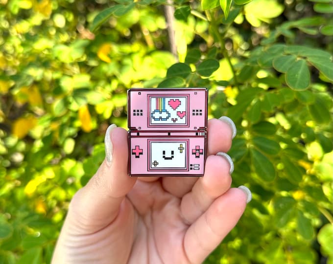 Pink DS Pin, Kawaii, Gamer Pins