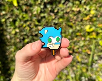 Sonic Popsicle Pin 8 Bit