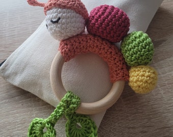 DIY crochet set grip ring baby rattle baby caterpillar Lotti German and English instructions