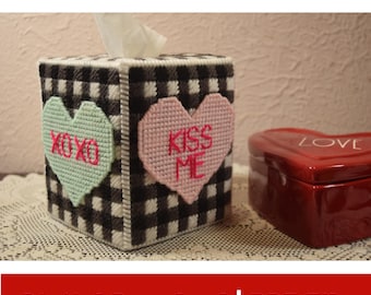 Buffalo Plaid Conversation Hearts Tissue Box Cover Plastic Canvas Pattern ~ Rustic Farmhouse Decor ~ Instant PDF Download