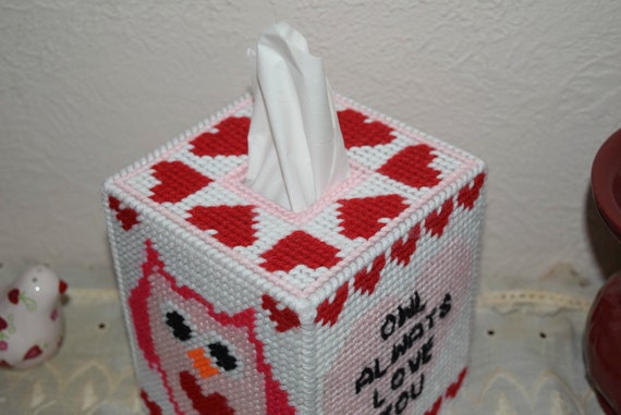 Ravelry: Valentine's Day Tissue Box Cover and Mailbox pattern by