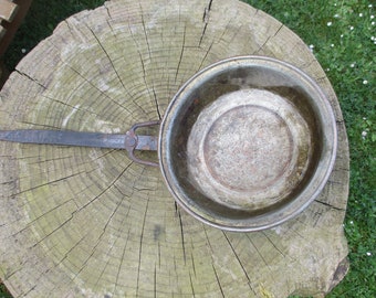 old copper pan, pot, stem pan, vintage, patina, french, wall decoration, flower pot