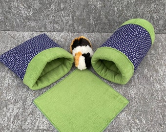 Set cuddly tunnel / cuddly sack incl. PipiPad guinea pig "flowers/green"