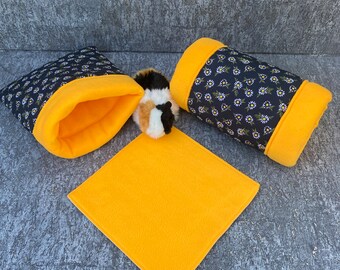 Set cuddly tunnel / cuddly sack incl. PipiPad guinea pig "daisy black-yellow"