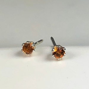 orange sapphire stud earrings - 2mm