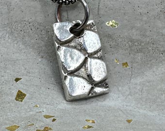 rectangle silver scale necklace