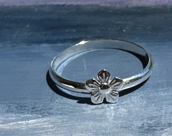 silver flower ring