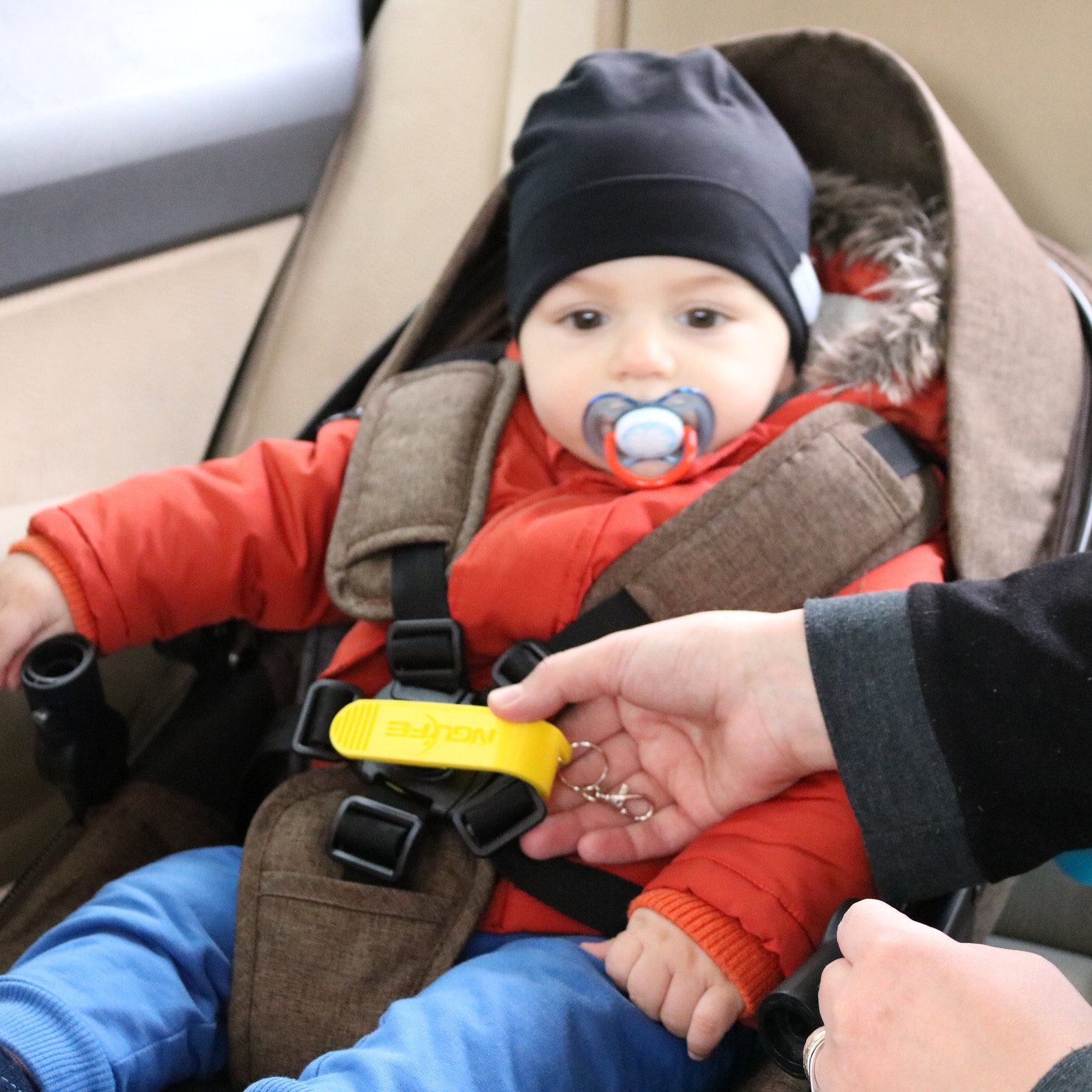 Custom Baby Gift Car Seat Belt Buckle Release Tool With Keychain for