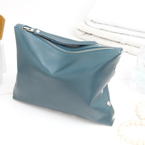 Cosmetic bag Petrol blue image 1