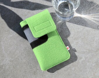 Smartphone bag "Green-Black-Grey"