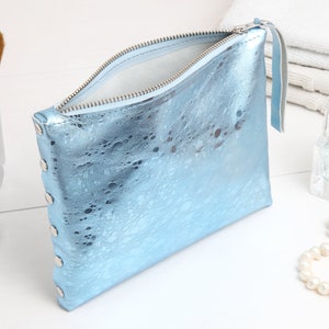 Cosmetic bag Light Blue metallic image 2