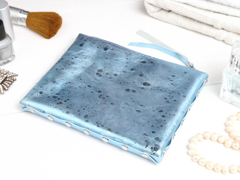 Cosmetic bag Light Blue metallic image 3